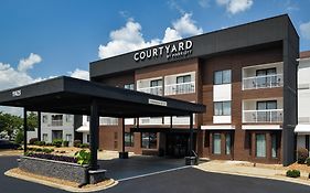 Courtyard By Marriott Charlotte Matthews